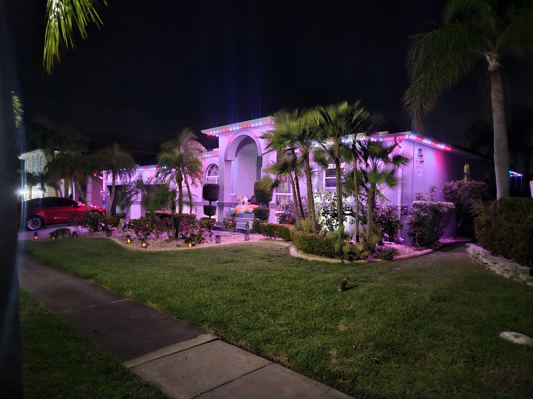 Permanent Outdoor Lighting in Parrish, FL: The Best Choice for Roofline Lighting and Permanent Christmas Lights