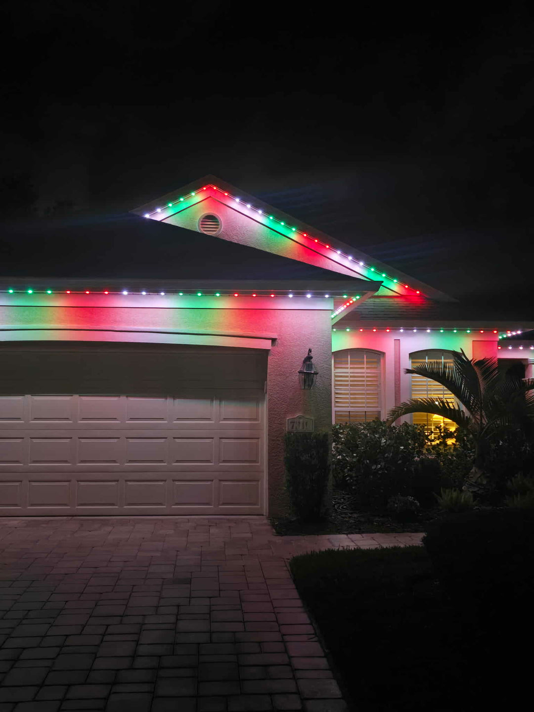 oelo permanent lights christmas in university parkway sarasota florida