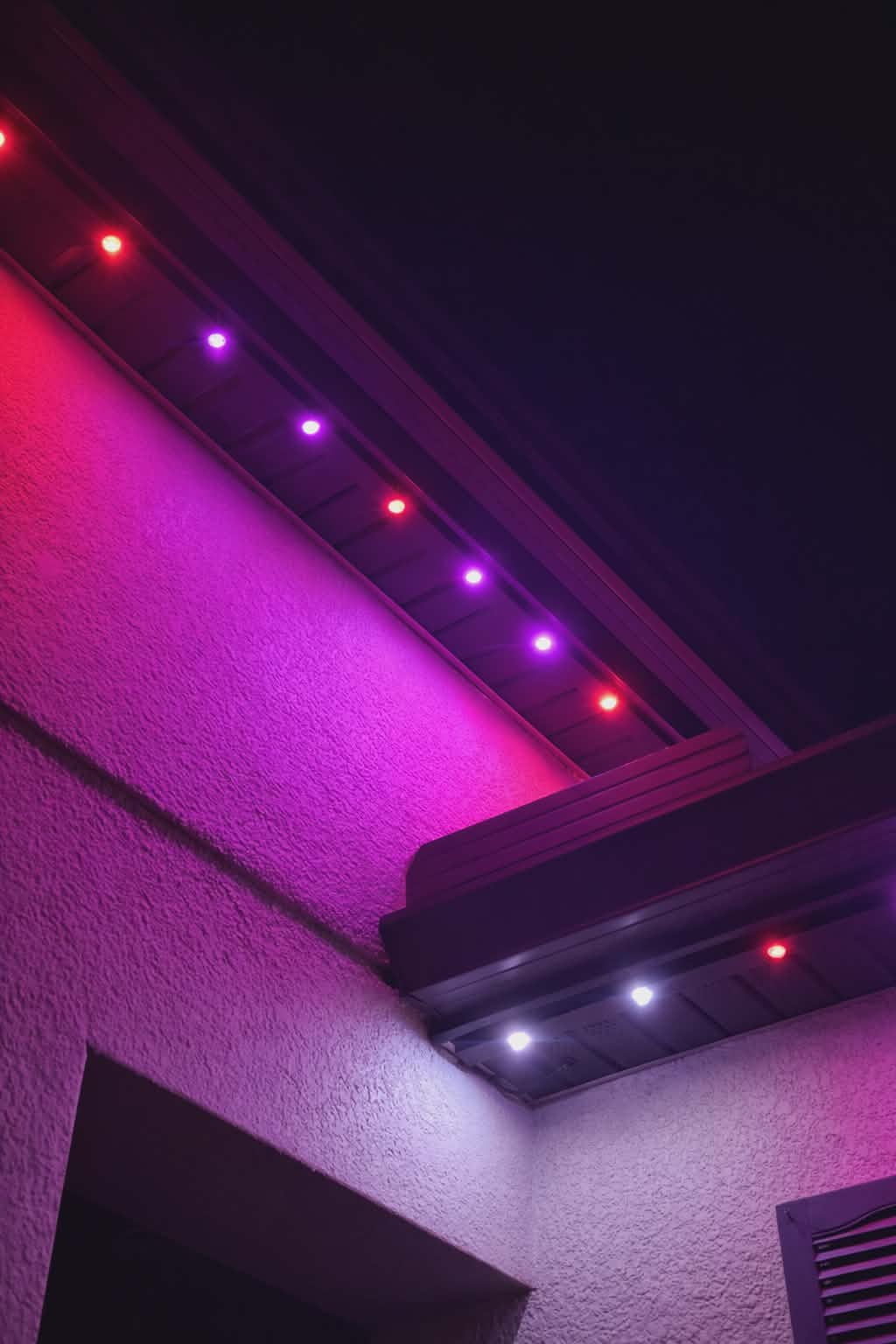 red, pink and white valentine's day color pattern in oelo permanent holiday lights